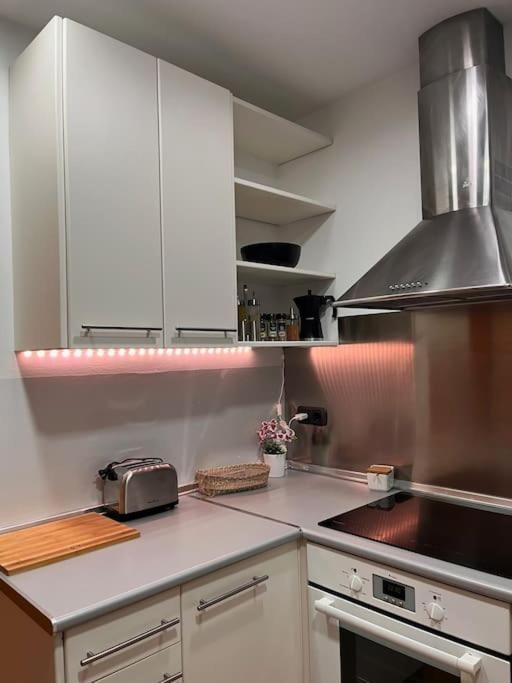 Piso Centrico Y Acogedor Daire Figueres  Dış mekan fotoğraf