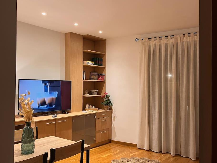 Piso Centrico Y Acogedor Daire Figueres  Dış mekan fotoğraf