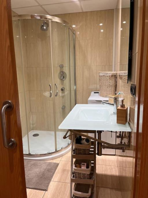 Piso Centrico Y Acogedor Daire Figueres  Dış mekan fotoğraf